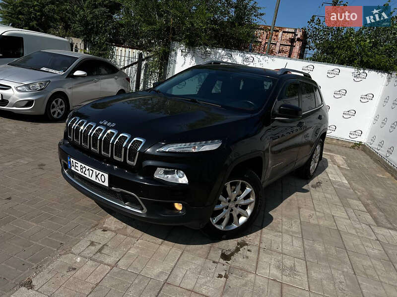 Jeep Cherokee (2015)
