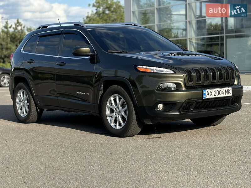 Jeep Cherokee (2015)