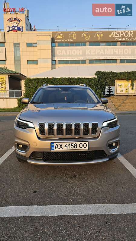 Jeep Cherokee (2018)