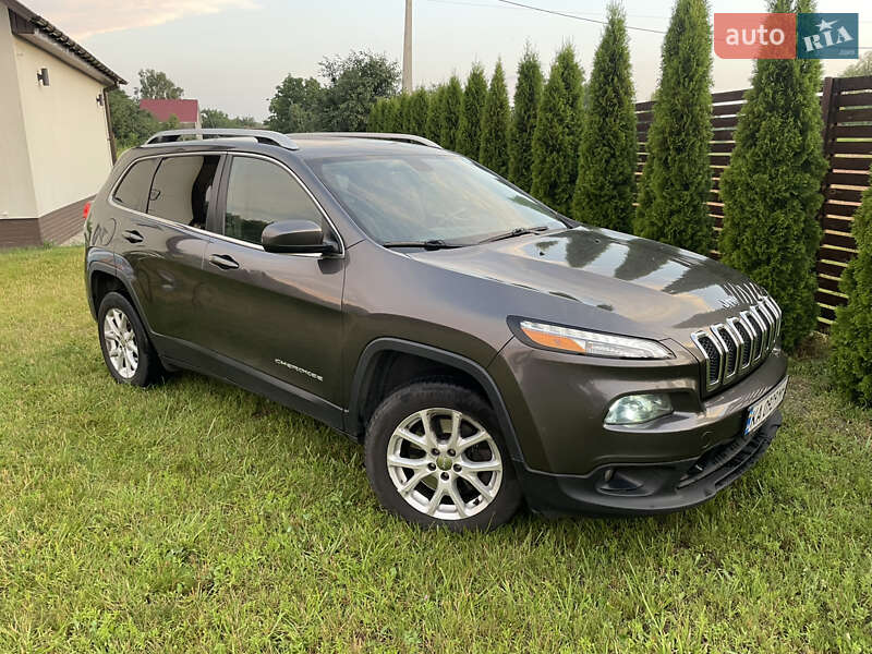 Jeep Cherokee (2016)