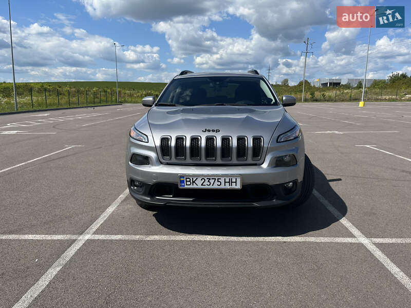 Jeep Cherokee (2017)