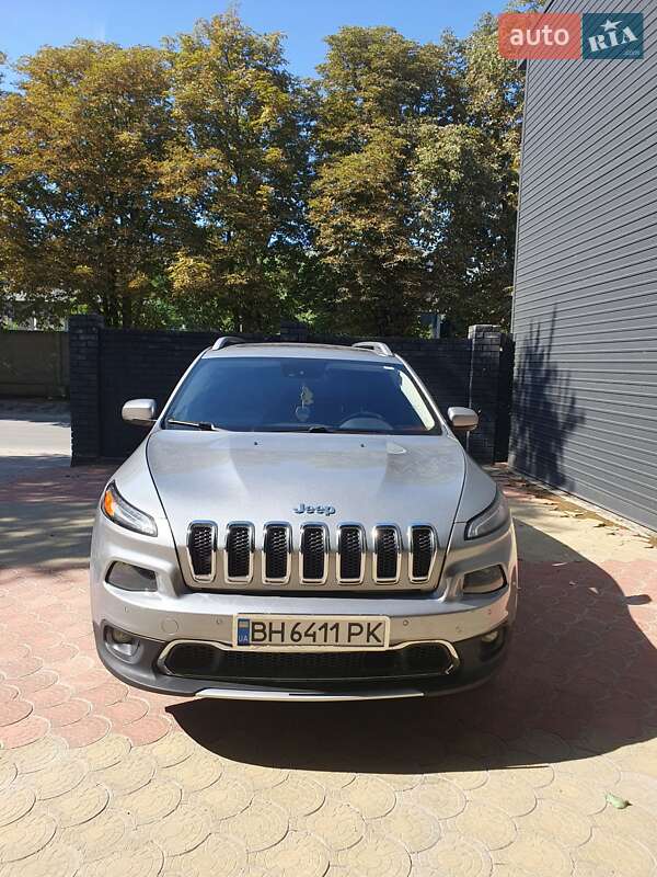 Jeep Cherokee (2014)