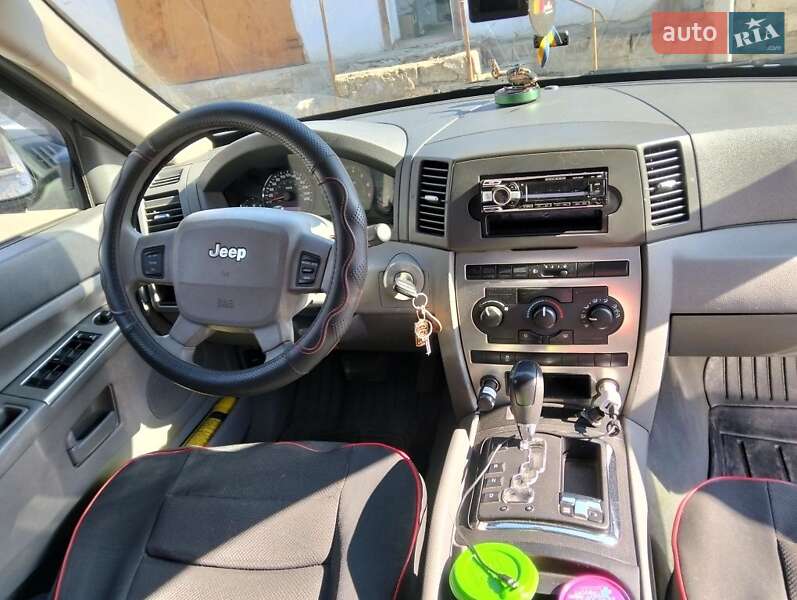 Jeep Grand cherokee (2005)