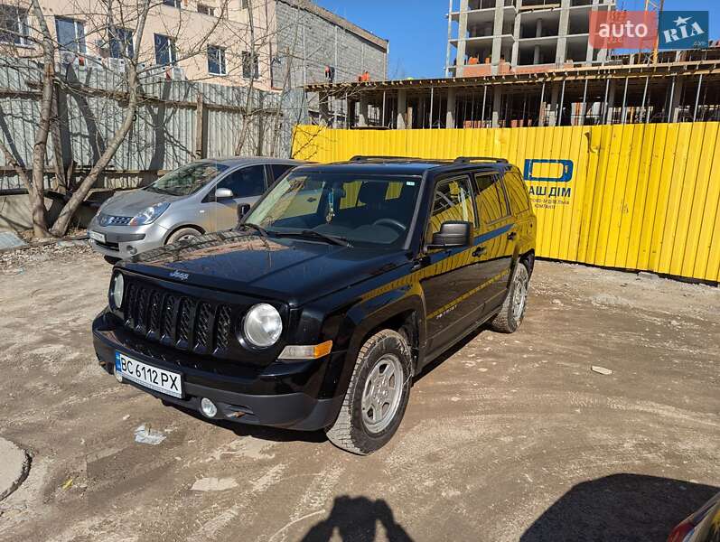 Jeep Patriot (2012)