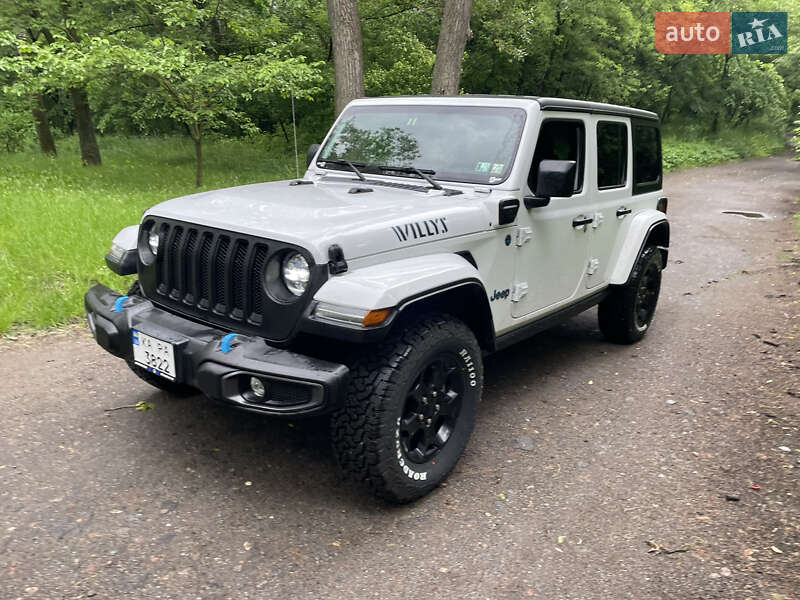 Jeep Wrangler (2023)