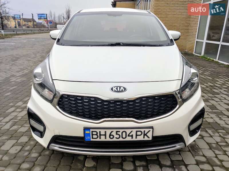 Kia Carens (2017)