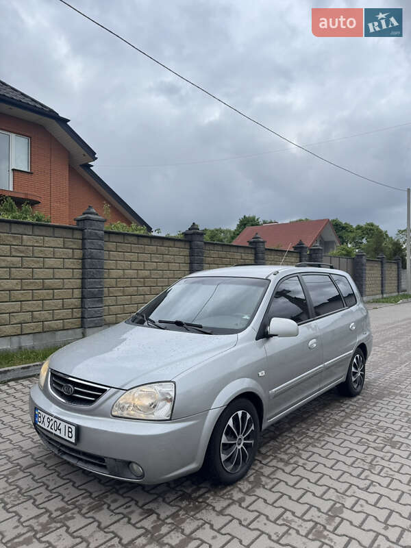 Kia Carens (2004)