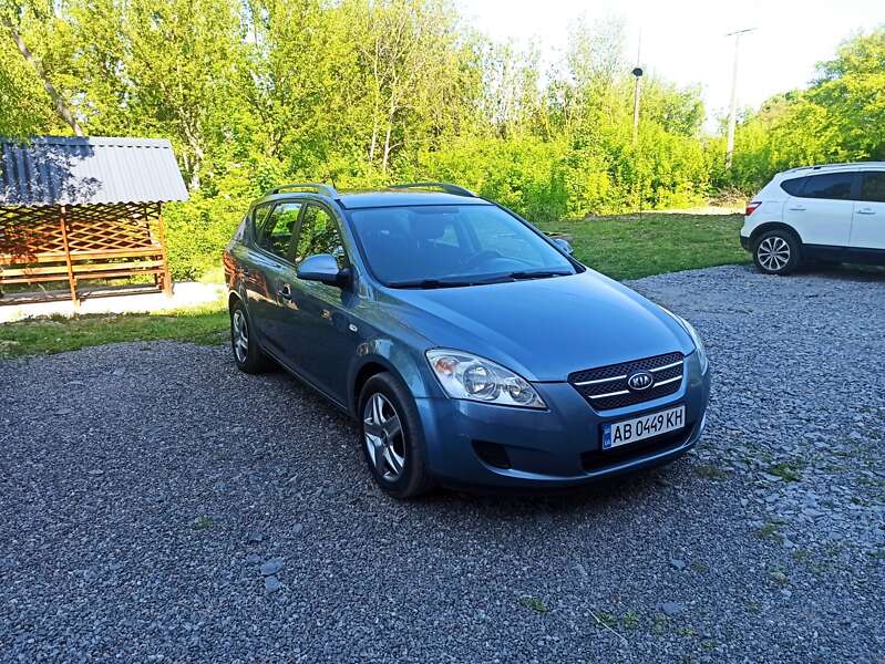 Kia Ceed (2008)
