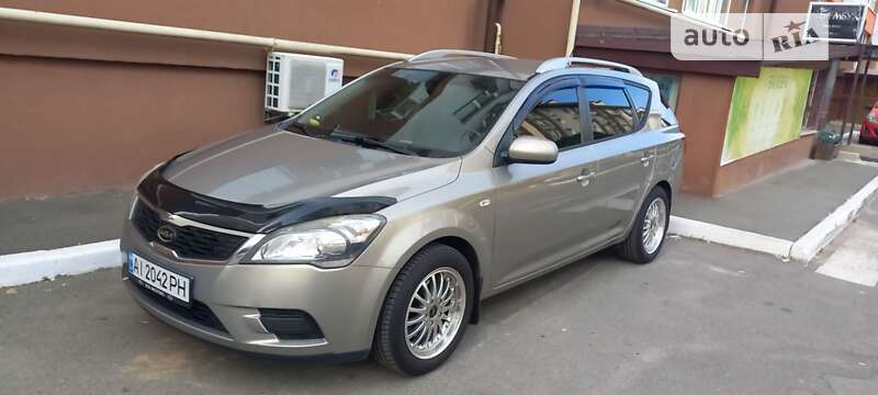 Kia Ceed (2009)
