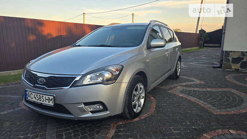 Kia Ceed (2011)