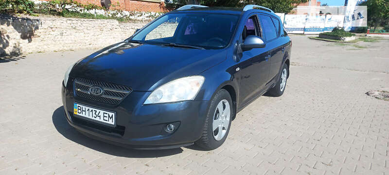 Kia Ceed (2008)