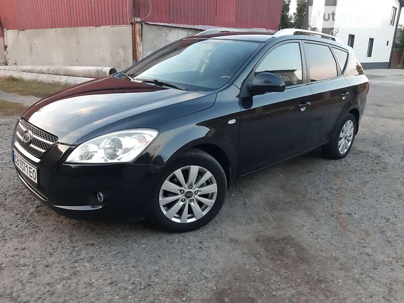 Kia Ceed (2008)
