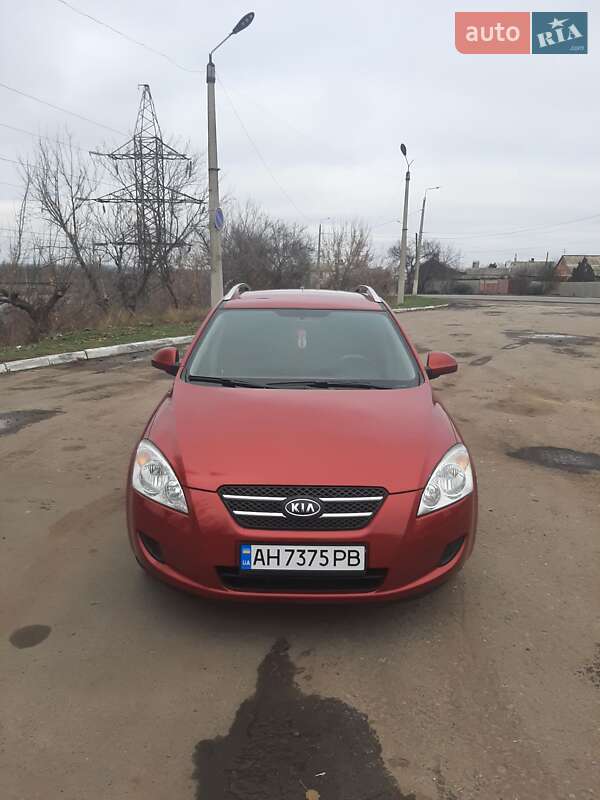 Kia Ceed (2008)