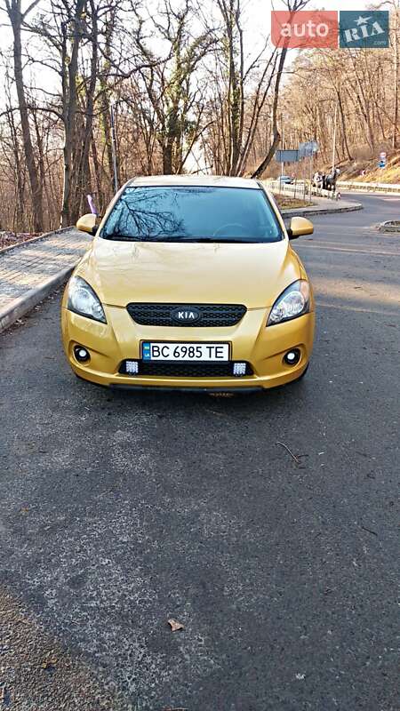 Kia Cee'd (2008)