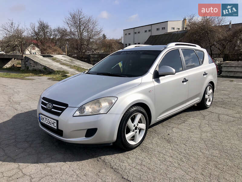 Kia Ceed (2008)