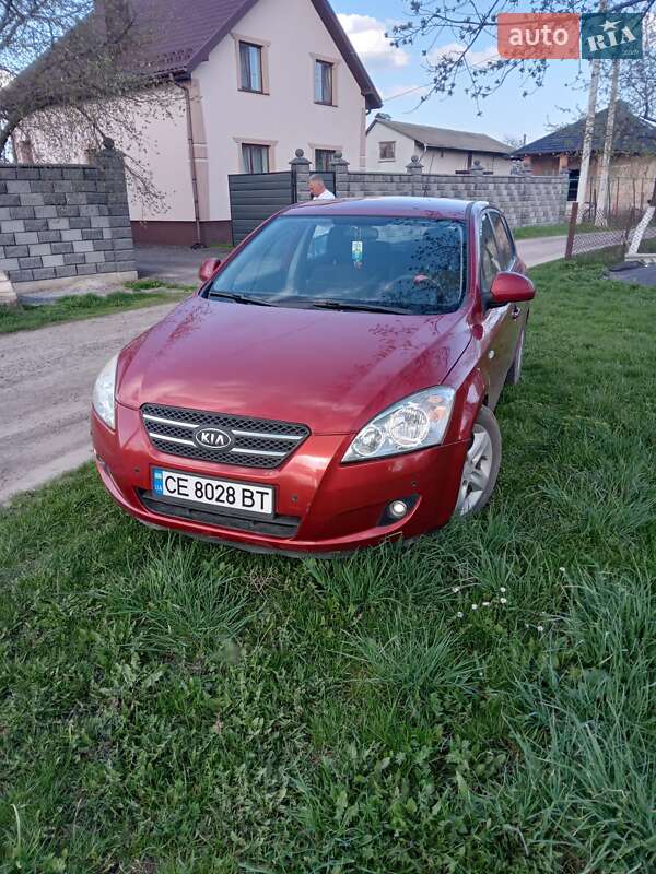 Kia Ceed (2008)