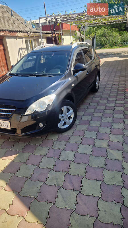 Kia Ceed (2007)