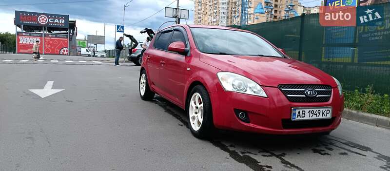 Kia Ceed (2007)