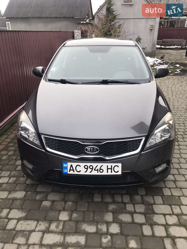 Kia Ceed (2009)