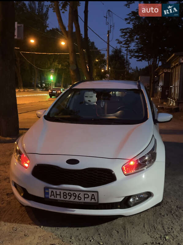 Kia Cee'd (2013)