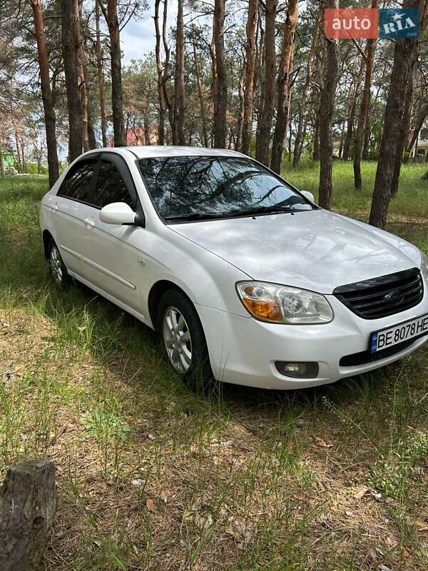 Kia Cerato (2008)