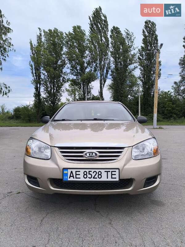 Kia Cerato (2007)
