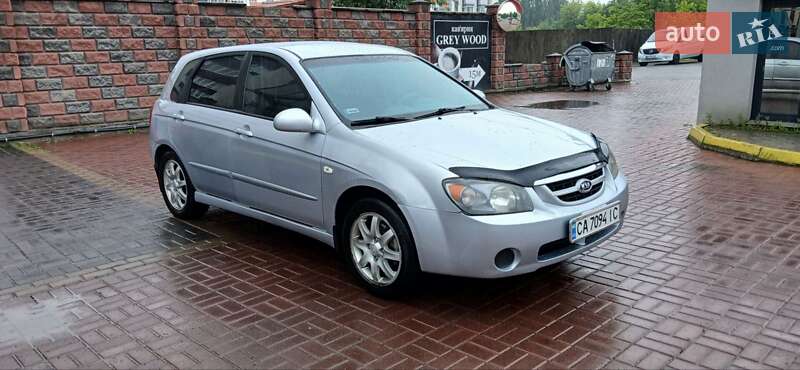 Kia Cerato (2005)