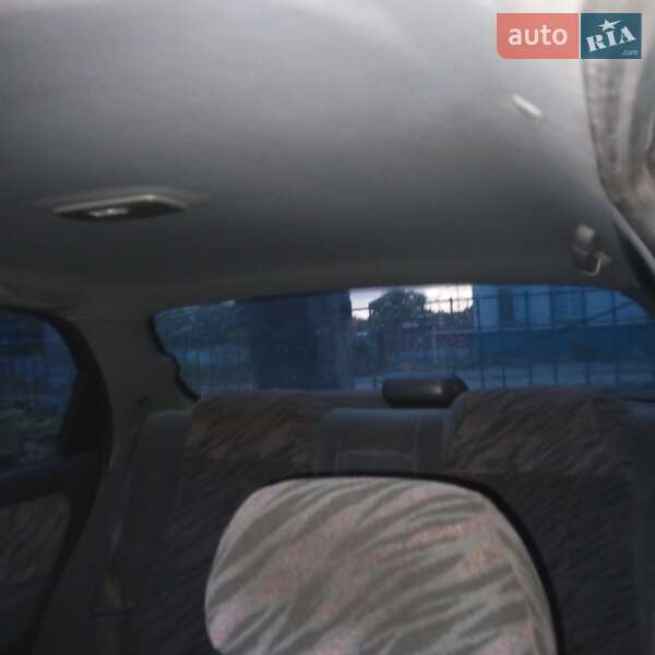 Kia Clarus (1999)