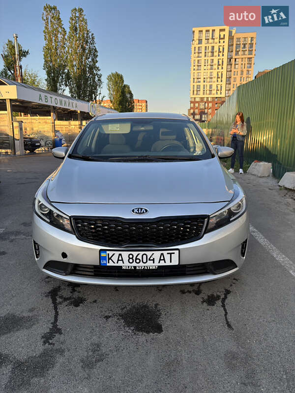 Kia Forte (2016)
