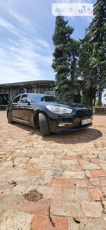 Kia K900 (2012)
