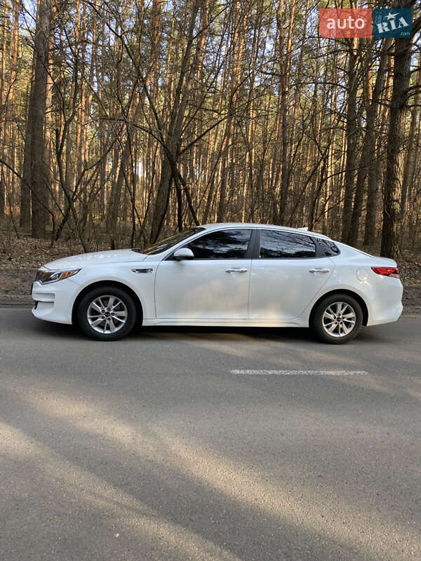 Kia Optima (2016)