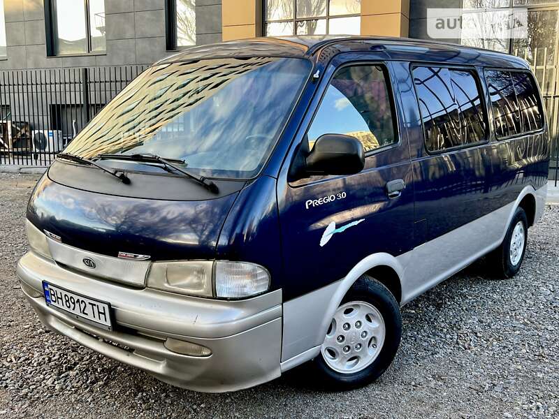 Kia Pregio (1999)