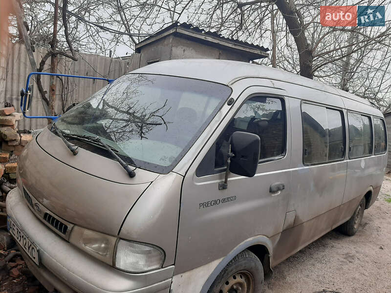 Kia Pregio (2000)