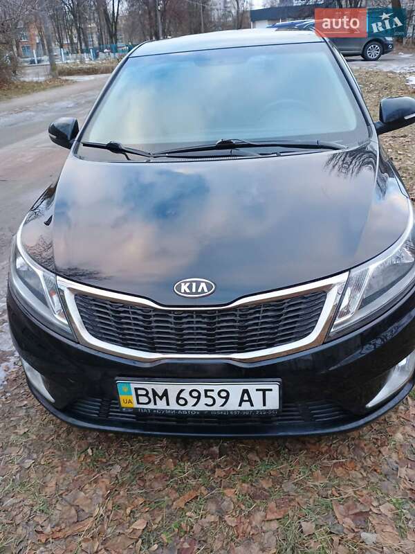 Kia Rio (2012)