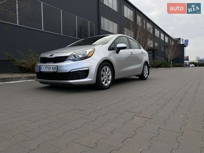 Kia Rio (2015)