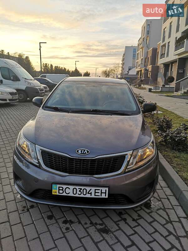 Kia Rio (2012)