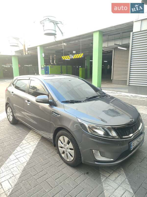Kia Rio (2012)