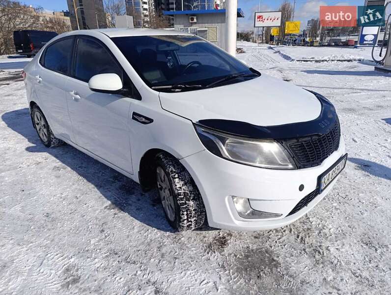 Kia Rio (2012)