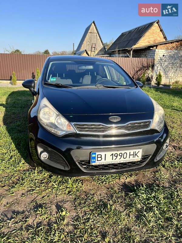 Kia Rio (2013)
