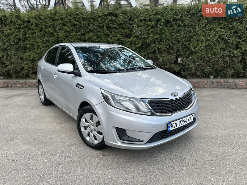 Kia Rio (2012)