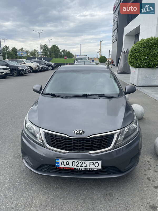 Kia Rio (2013)
