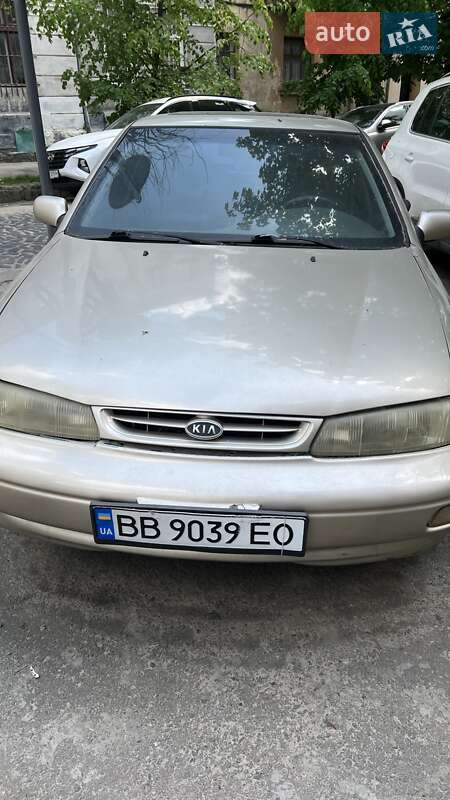 Kia Sephia (1997)