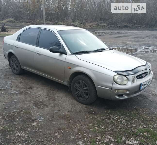 Kia Shuma (1999)