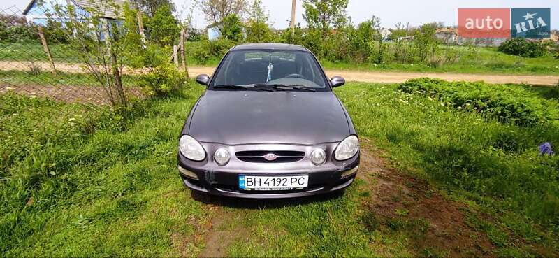 Kia Shuma (1999)