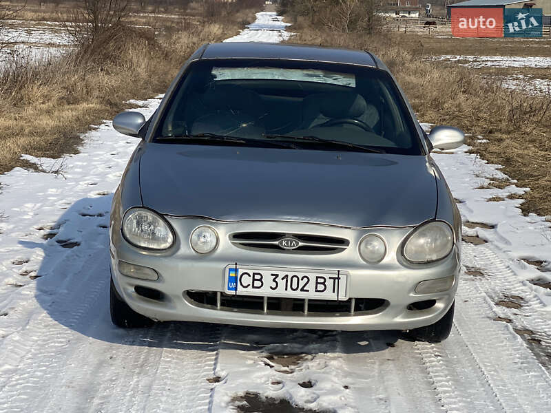 Kia Shuma (1998)