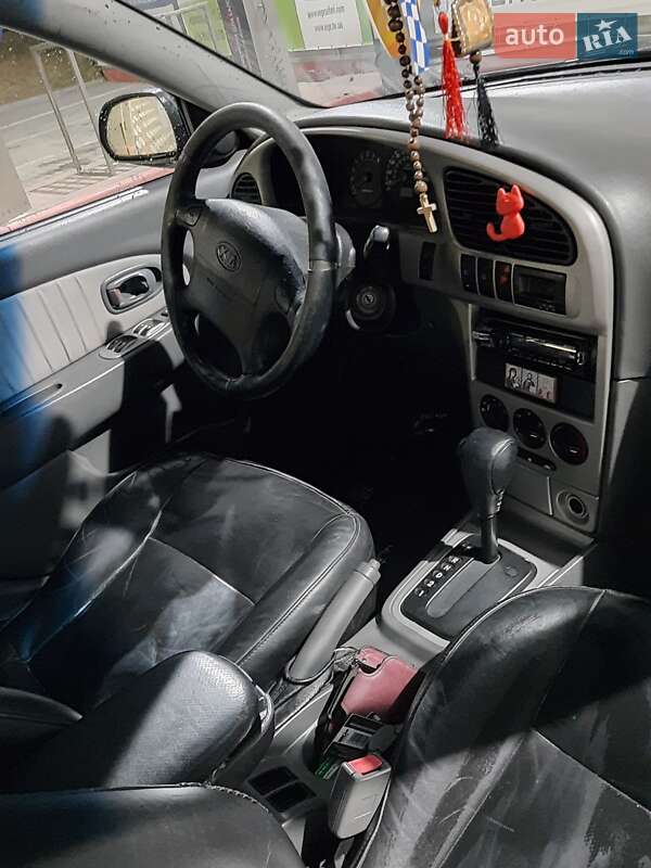 Kia Shuma (2003)