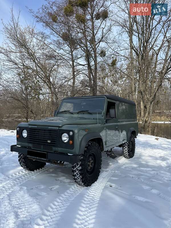 Land rover Defender (2008)