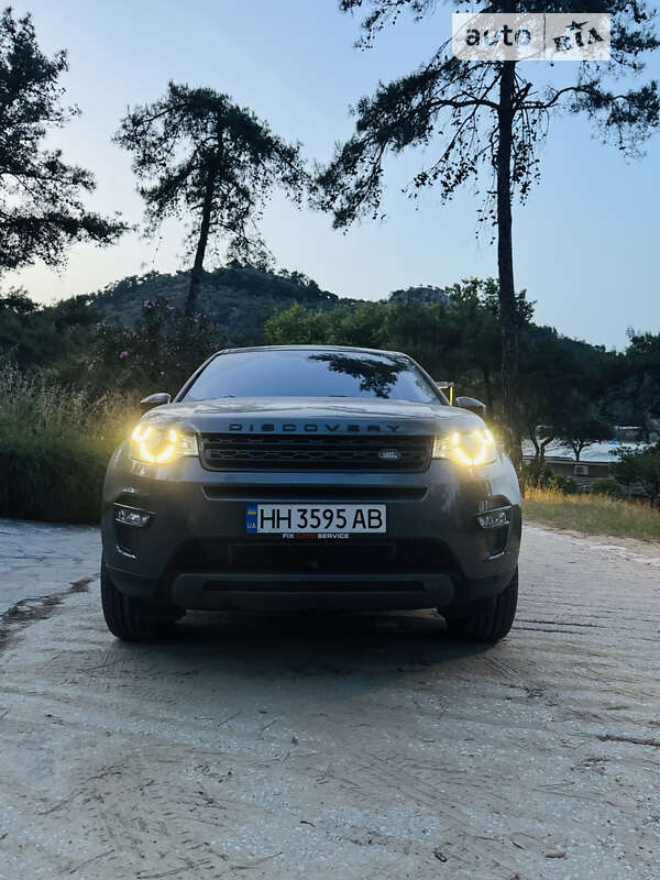 Land-rover Discovery sport (2016)