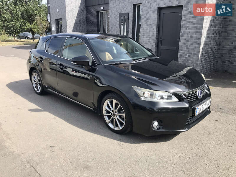 Lexus Ct (2013)