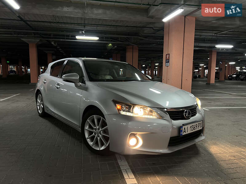 Lexus Ct (2012)
